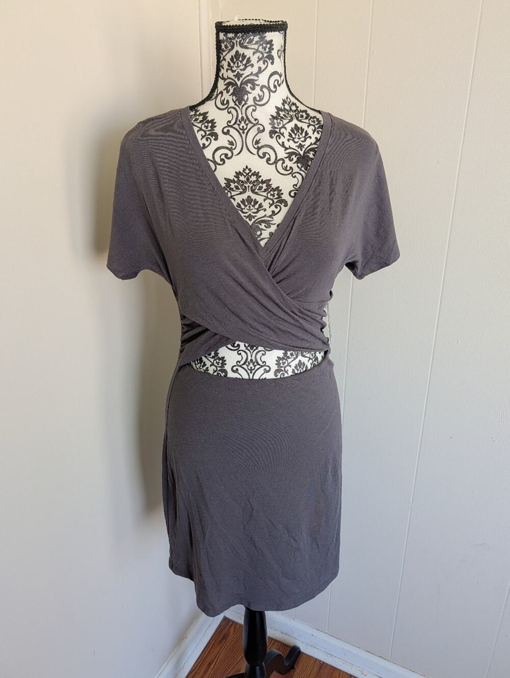 Express Front Cutout Twisted Mini Dress